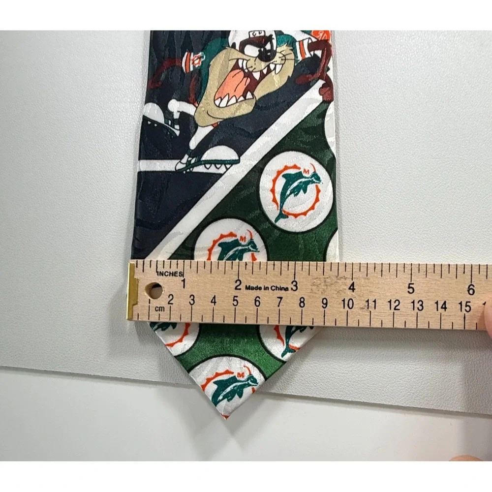 Vintage 1993 Looney Tunes Miami Dolphins‎ NFL Mens Necktie